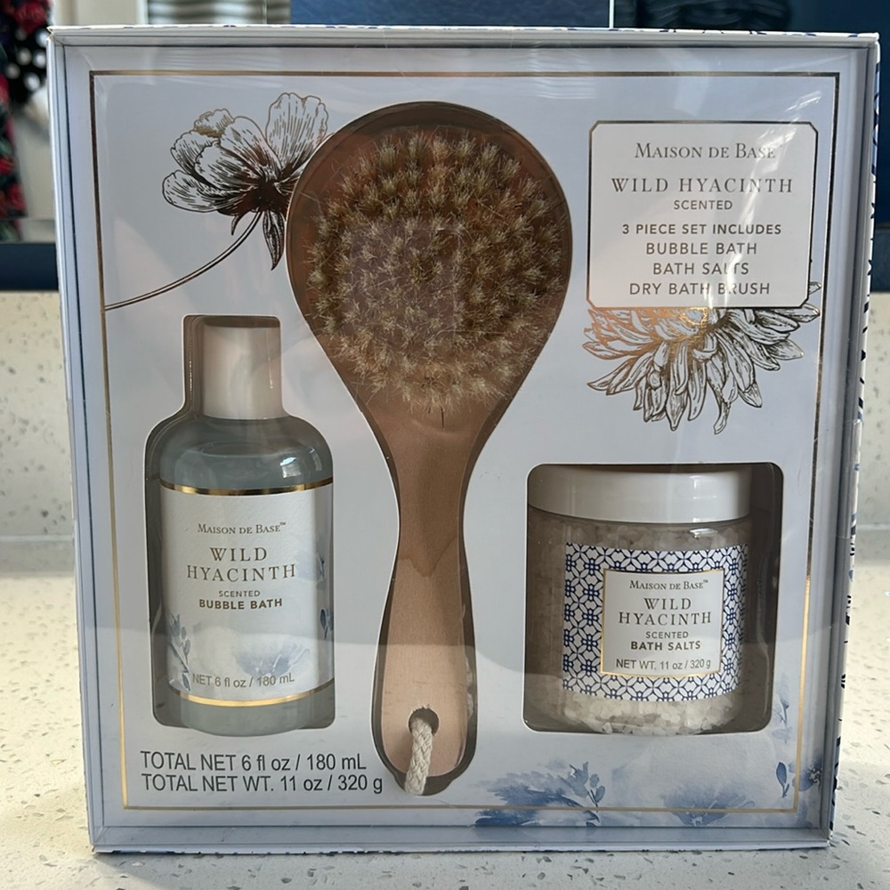 Wild Hyacinth Scented Bath Gift Set